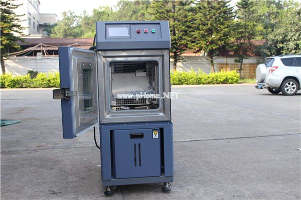 64L恒溫恒濕箱