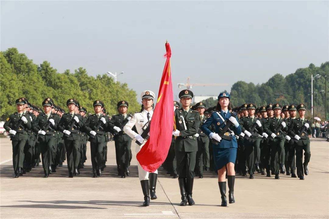 防爆高低溫試驗(yàn)箱廠家祝人民解放軍93周年快樂(lè)！